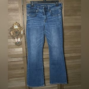 American Eagle Artist Kick boot. 6 short.